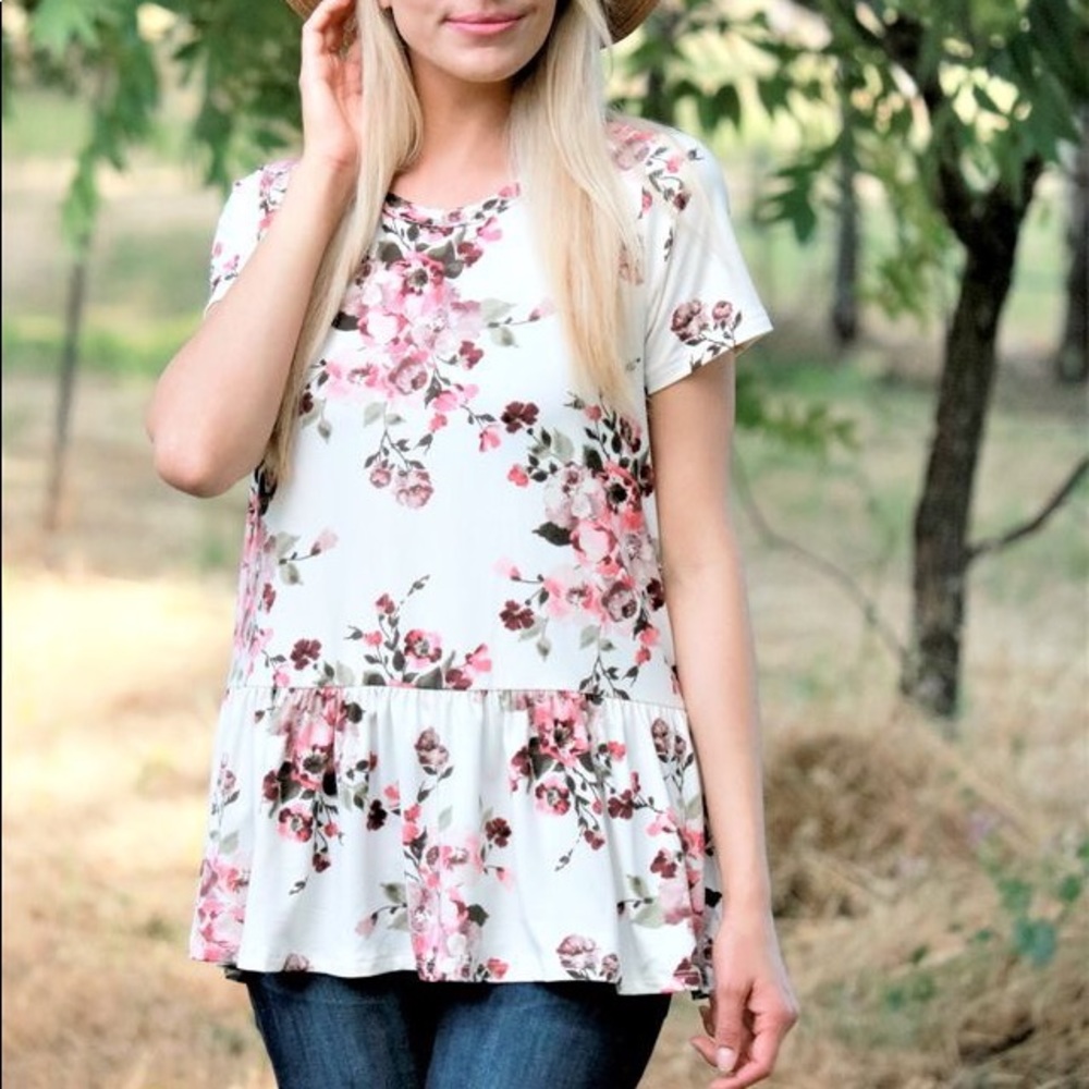 ⭐️Floral Blossom Peplum Top In Ivory⭐️ - Picture 6 of 6